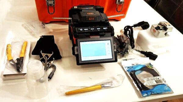 Swift K11 Core to Core Splicing Machine (6 Motors) - Image 3