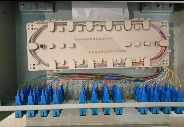 Fibrecart 48 Port LIU,SC Connector Fully Loaded Patch Panel, Sliding Type, 2U - Image 2